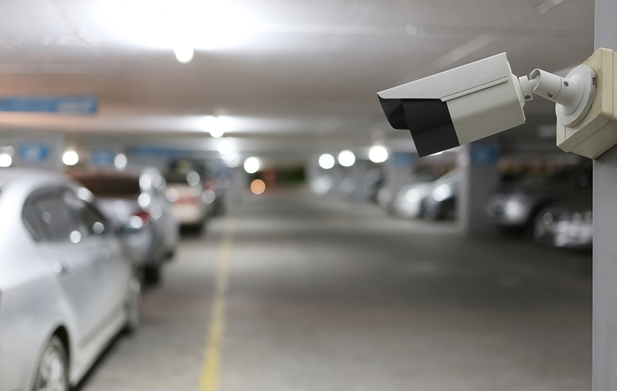 aparcamiento vigilado, cámara en aparcamiento